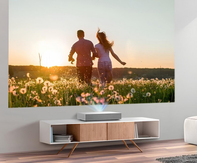 Проектор LG CineBeam HU85LA